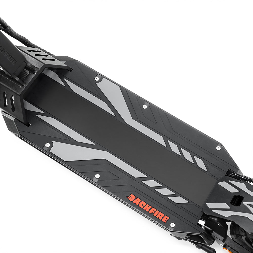 Backfire M8 Electric Scooter with GPS and Samsung Battery